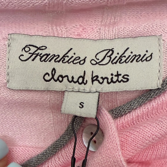 Pink Button-Up NWT Frankie’s Bikinis Cloud Knit Top - Picture 3 of 4